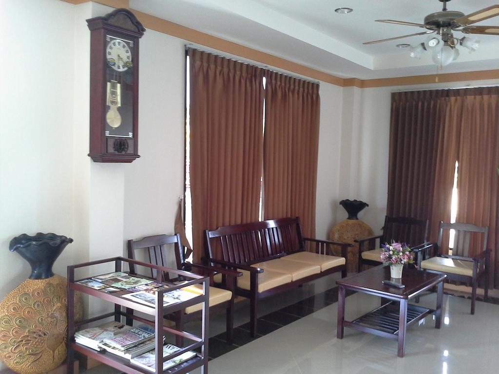Tokyo Country Inn Nakhonratchasima Exterior foto