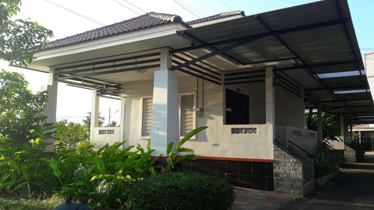 Tokyo Country Inn Nakhonratchasima Exterior foto